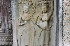 Angkor Wat - dancing girls 02