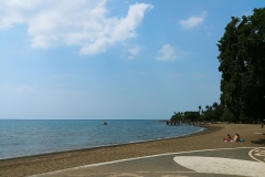 Lovina beach2