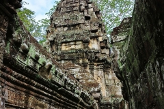 Banteay Kdei - gallery and tower