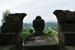 Borobudur - Buddha - Broken arch