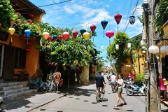 Hoi An - Old town street