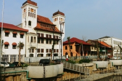 Jakarta - Houses on the canal
