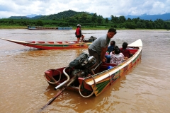 Slow boat Mekong - engine trouble