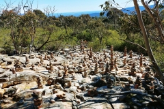 The Grampians - The Balconnies - 01 - Cairns