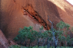 Uluru - Diagonal slash