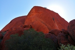 Uluru - Dramatic lighting