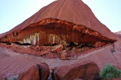 Uluru - Red mouth2