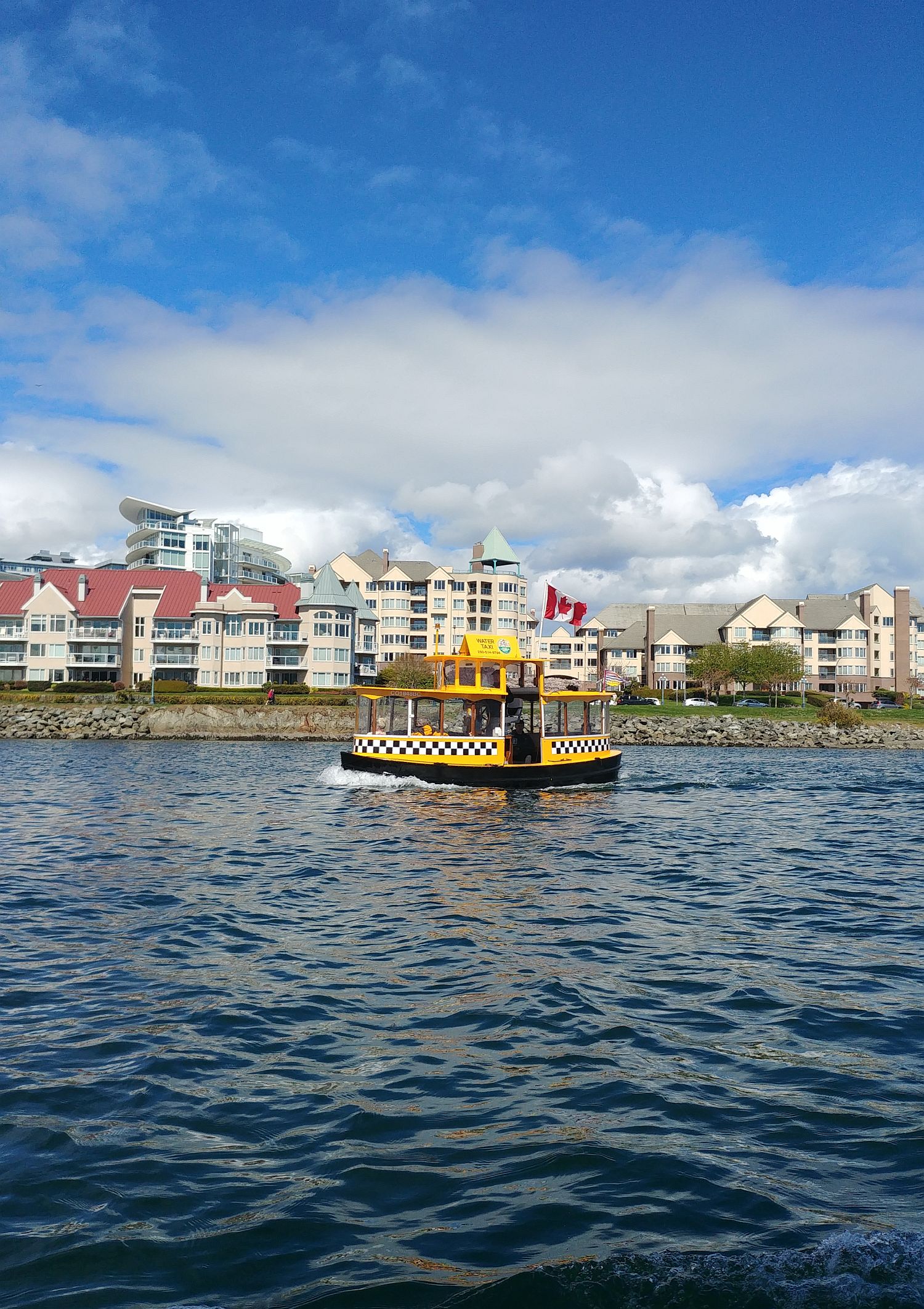 Victoria - 15 - Water taxi