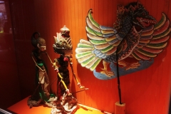 Jakarta - Wayang museum - Puppets and eagle