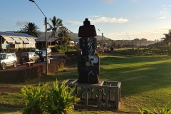 Hanga Roa Moai-back